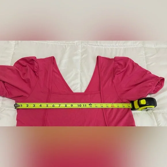 New Smash + Tess PATRICIA CROPPED ROMPER
In the colour POP OF PINK Sz XL - Picture 7 of 7